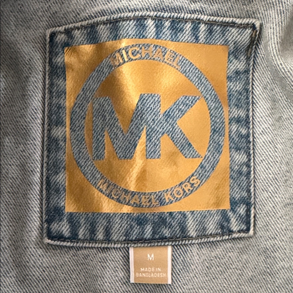 Michael Kors Stone Wash Cropped Jean Jacket with Gold Accent Buttons Size M - Picture 2 of 9